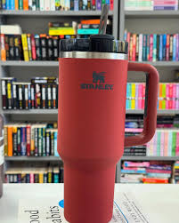 π₯ Stanley The Quencher H2.0 FlowState Tumbler β Soft Matte 30oz (Red Rust)