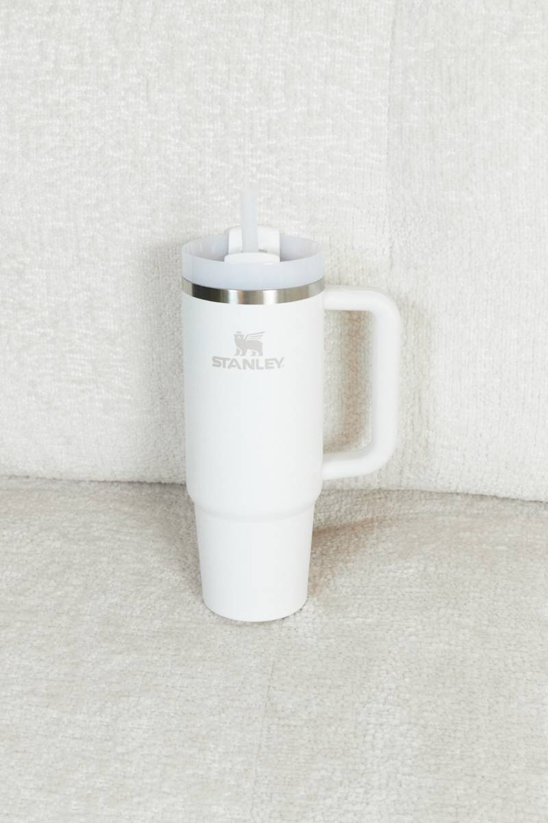 Premium 40oz Stainless Steel Tumbler – Leakproof & Stylish