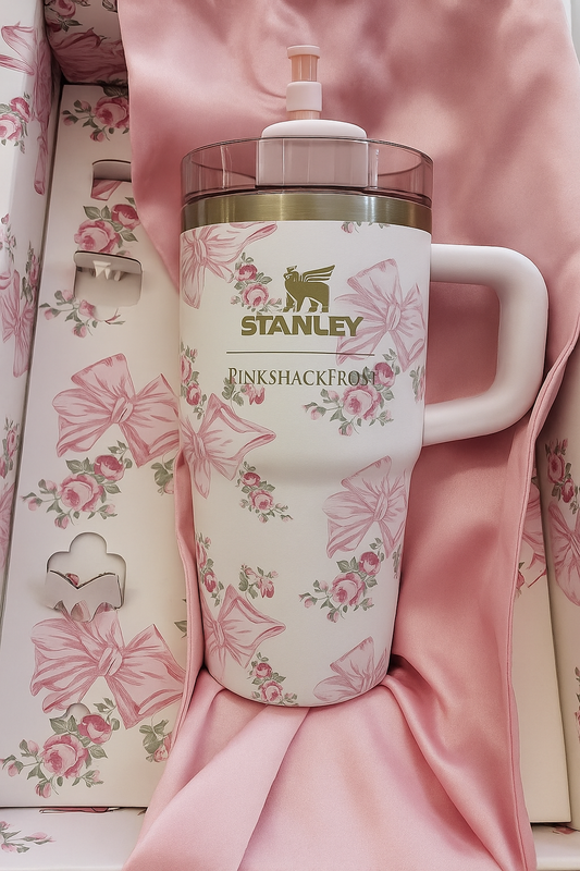 20oz Floral Tumbler – Bloom with Every Sip!