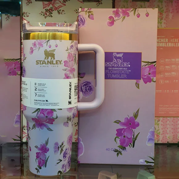 Floral Tumblers – Elegant Insulated Drinkware with Beautiful Flower Prints
